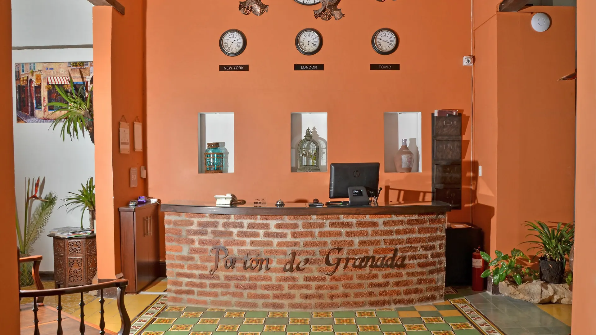 Porton De Granada Hotel Cali