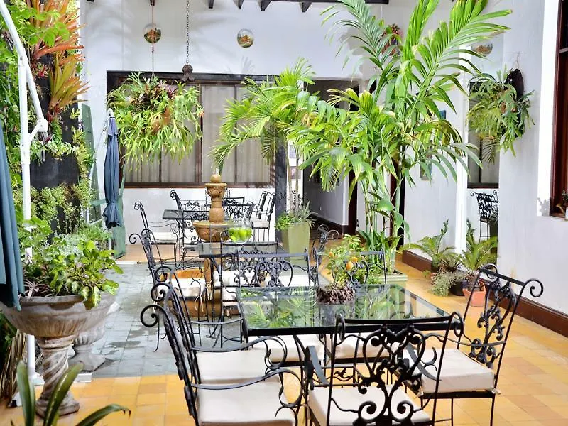 Porton De Granada Hotel Cali 3*,  Colombia